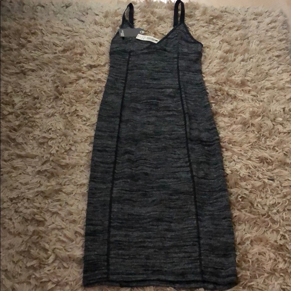 Aritzia Wilfred Free Black Heather Vera Dress S